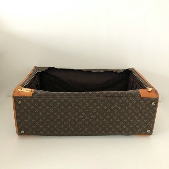 Louis Vuitton Monogram Vintage Large Suitcase - Picture 8 of 8
